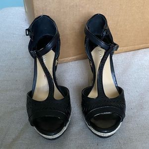 Gianni Bini Black Wedges Size 9